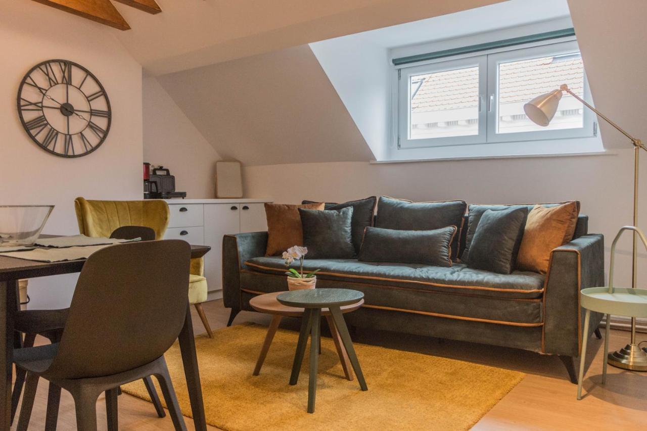 Quartier Louise Studios Брюссель Екстер'єр фото
