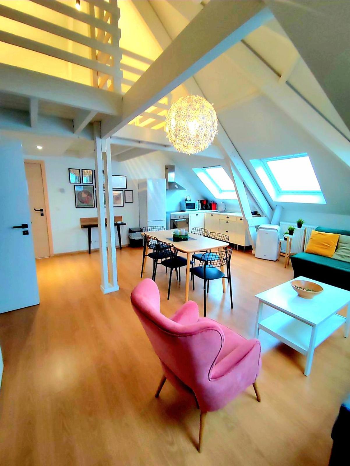 Quartier Louise Studios Брюссель Екстер'єр фото